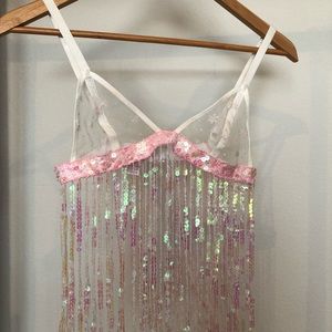 iheartraves sequin top!